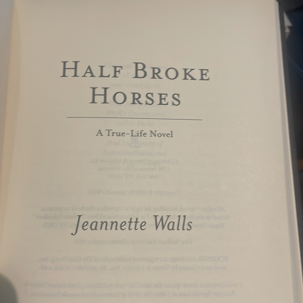 Books - Picture 2 of 4